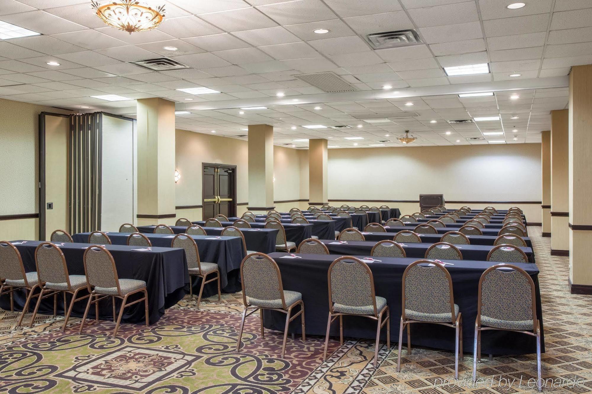 Wyndham Oklahoma City Kültér fotó